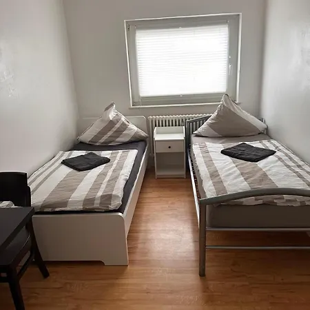 Moeblierte Monteurunterkunft Seiler Str 12a 1 Og Recht Daire *